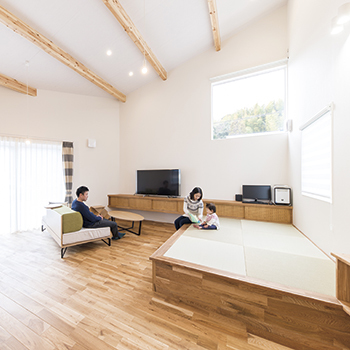 エクセレントホーム 【三重県/3000万円台】五角形の変形地を活かした住みやすい間取り!曲線がアクセントになったおしゃれな実例の建築実例画像2