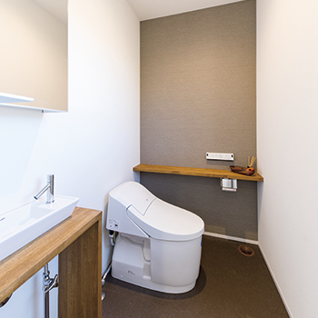 エクセレントホーム 【平屋に見える2階建て/間取図】一目惚れしたオシャレな外観を実現!住みやすく、開放的な吹抜けのある実例の建築実例画像8