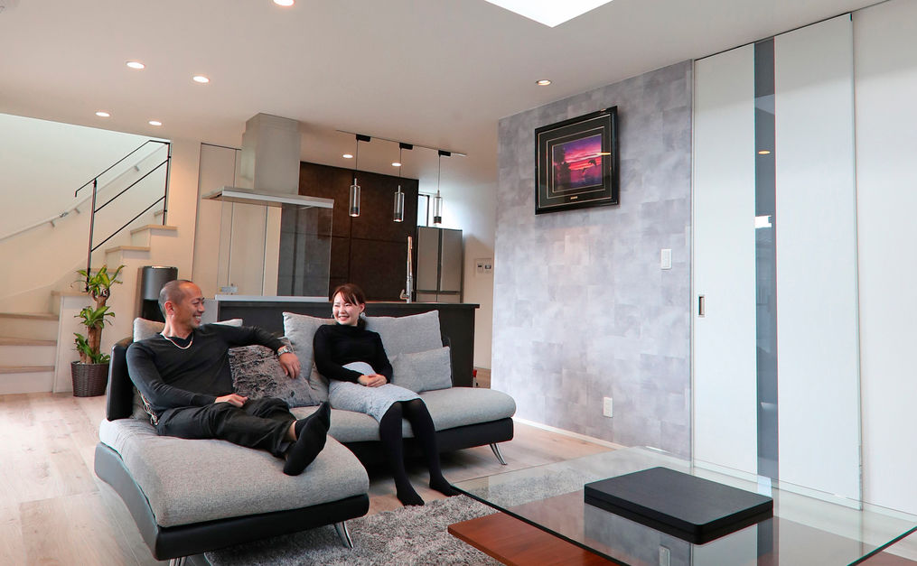 エクセレントホーム 【2000万円台×2階建て住宅】お金も時間も節約できる間取り。家族全員の大満足オシャレなガレージハウスの建築実例画像2