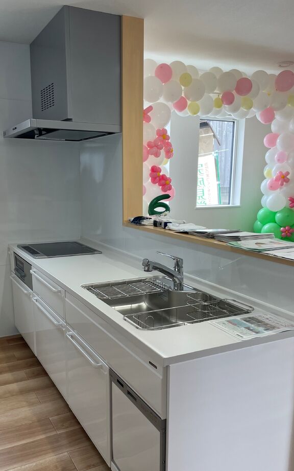 S-CRAFT 山形米沢店（後藤ホーム） 【置賜エリア/本体価格3000万円～3499万円/延床34.9坪】青い外壁が映えるモダンな５人家族の２世帯住宅の建築実例画像2