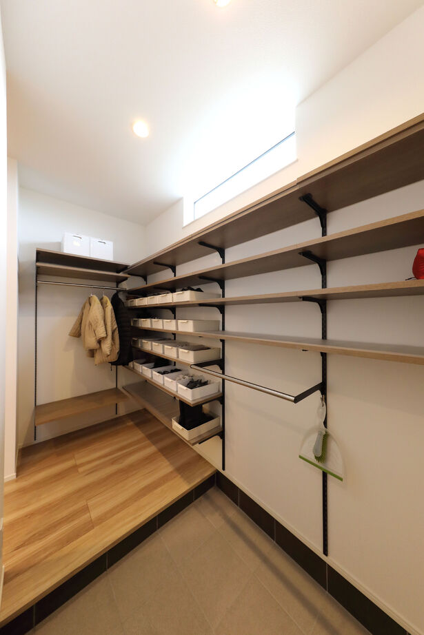 トーリンホーム 【20坪台/平屋/セパレートキッチン/ランドリールーム/折り下げ天井】ミニマルで家事楽な可愛い平屋のお家の建築実例画像3