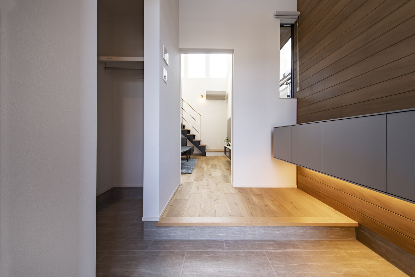 トーリンホーム 【33坪/吹抜/オープン階段/回遊動線/プライベートテラス】プライベートと開放感のいいとこどりした家の建築実例画像6