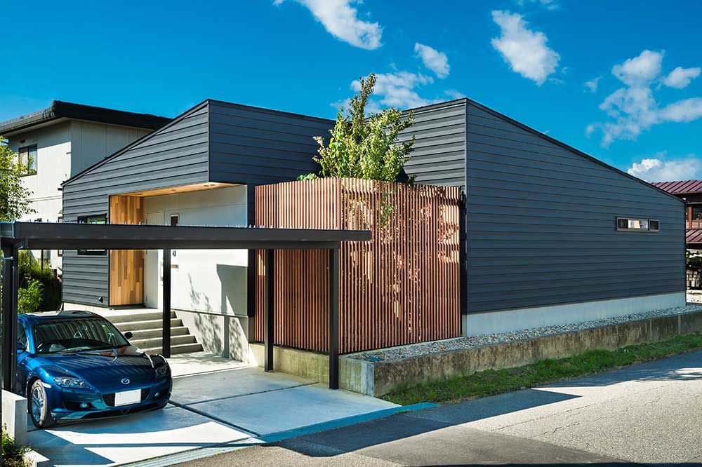 DETAIL HOME（ディテールホーム） ミニマルデザインとナチュラルモダンが共存する平屋住宅の建築実例画像1