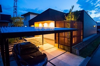 DETAIL HOME（ディテールホーム） ミニマルデザインとナチュラルモダンが共存する平屋住宅の建築実例画像2