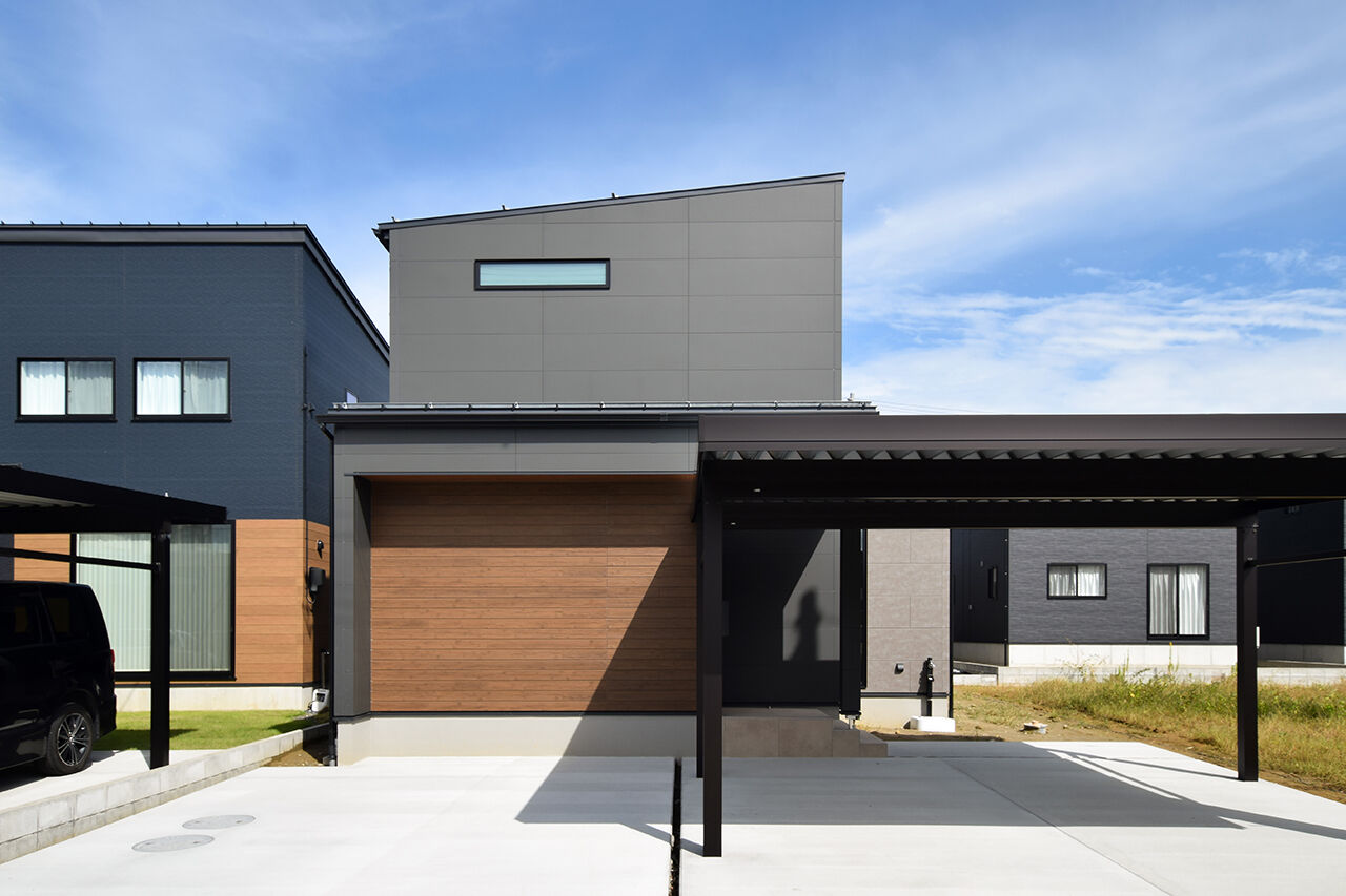 DETAIL HOME（ディテールホーム） 【勾配天井×中庭】機能性と美しさを兼ね備えた魅力的な家の建築実例画像1