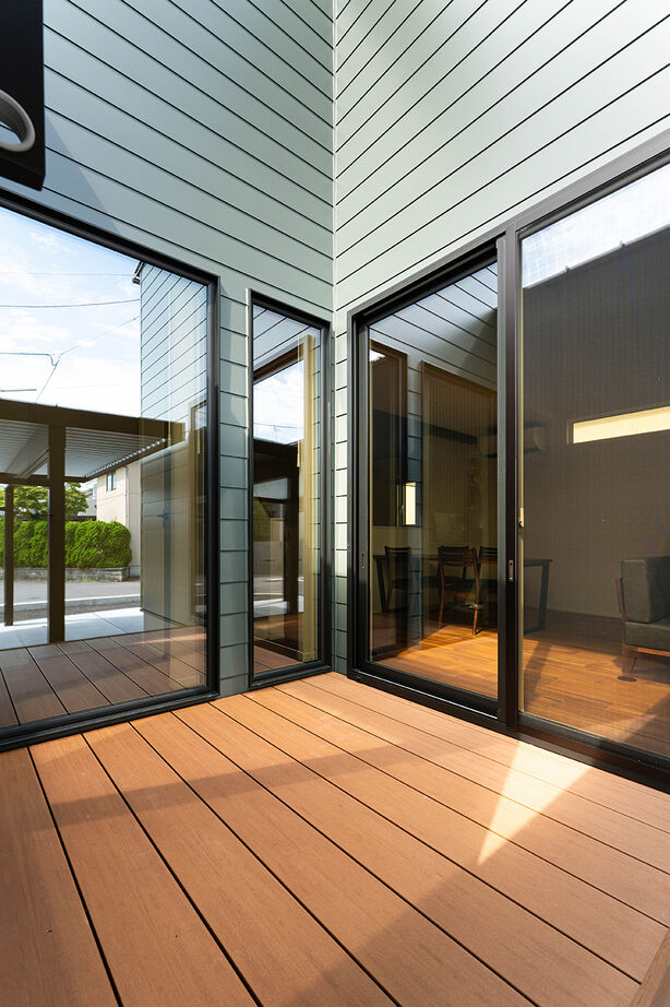 DETAIL HOME（ディテールホーム） 【平屋1LDK＋ロフト】狭小地で叶えた中庭のある家の建築実例画像2