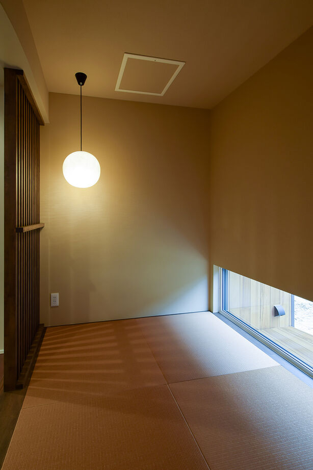 DETAIL HOME（ディテールホーム） 縁側のようなウッドデッキ、庭とつなぐ広縁のある住まいの建築実例画像7