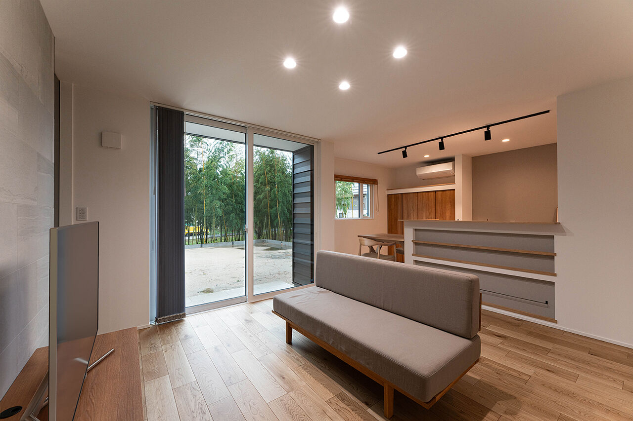 DETAIL HOME（ディテールホーム） 【1980万円／22坪】竹林を望むコの字型の平屋の建築実例画像2