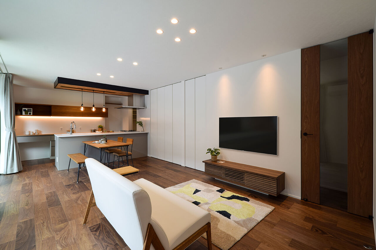 DETAIL HOME（ディテールホーム） プライベートテラスとバイクガレージで趣味を楽しむ家の建築実例画像3