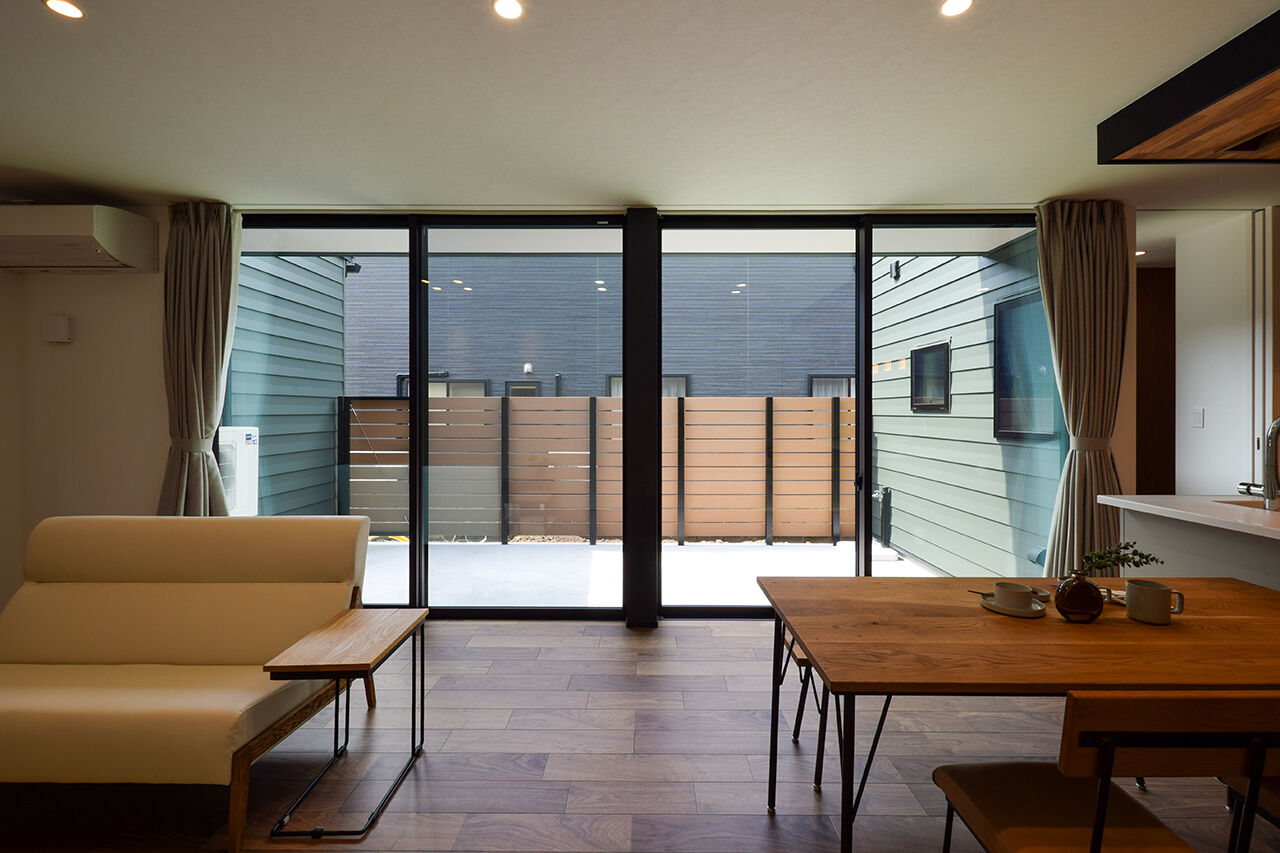 DETAIL HOME（ディテールホーム） プライベートテラスとバイクガレージで趣味を楽しむ家の建築実例画像4