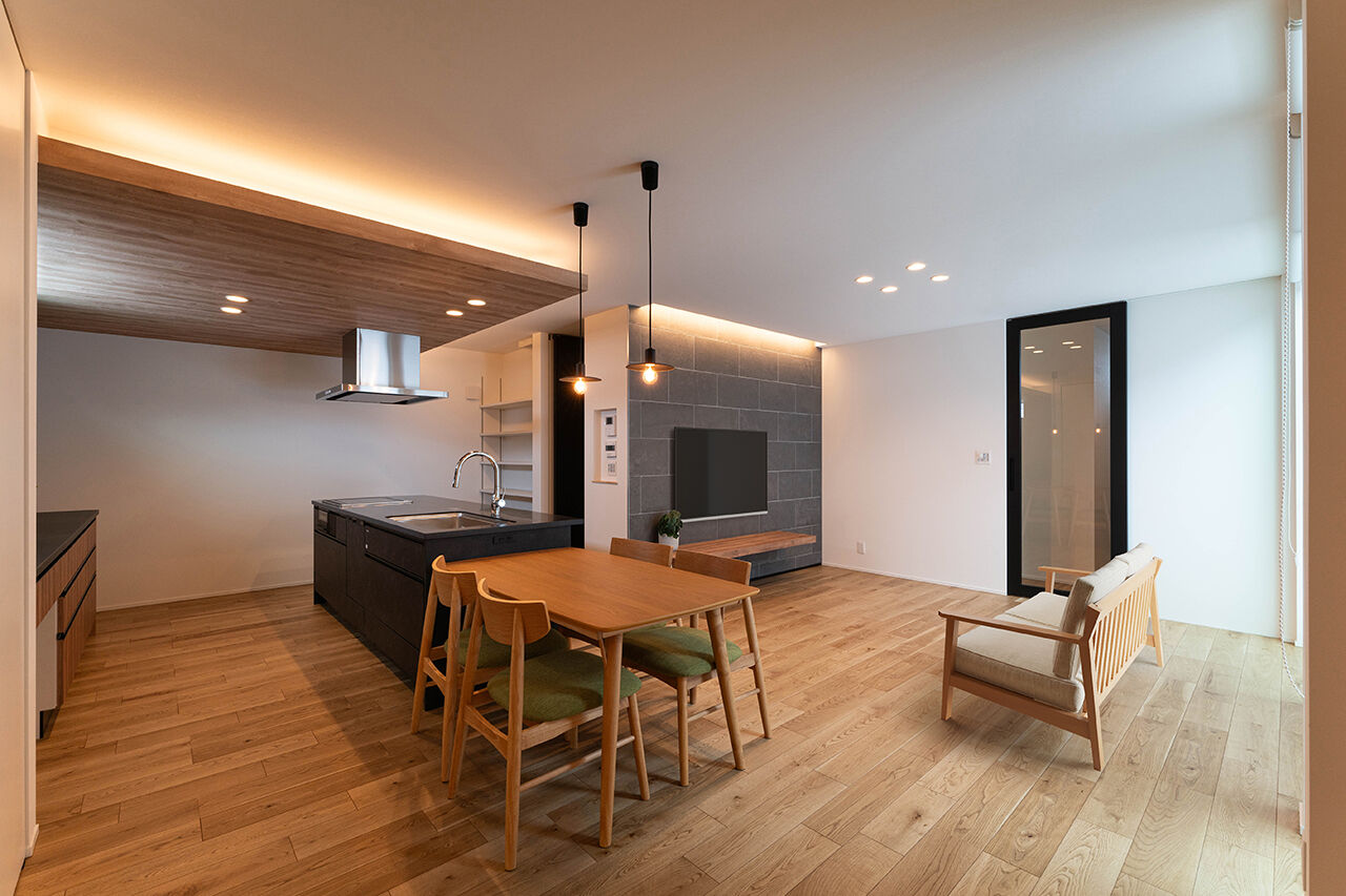 DETAIL HOME（ディテールホーム） 贅沢な時間を生む、広々プライベートテラスとカーテンレスな暮らしの建築実例画像3