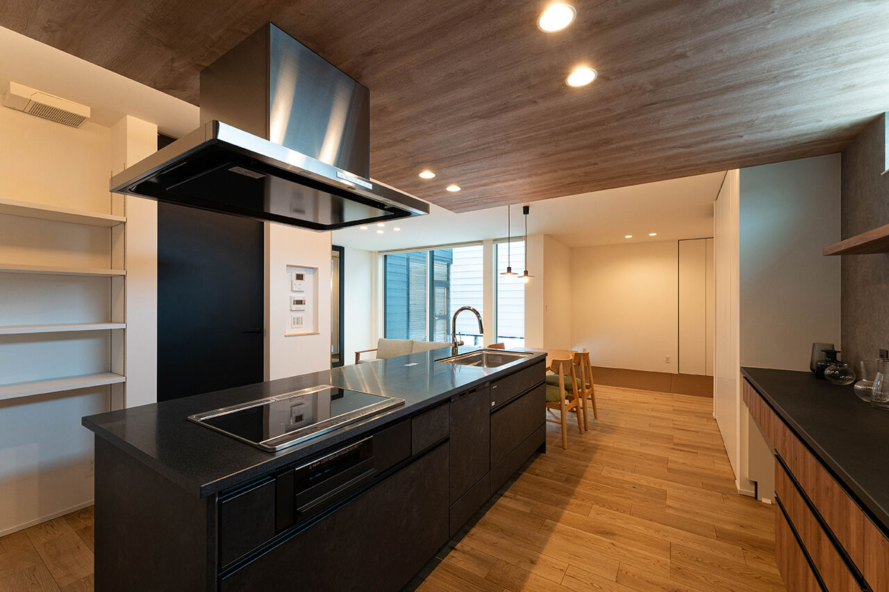 DETAIL HOME（ディテールホーム） 贅沢な時間を生む、広々プライベートテラスとカーテンレスな暮らしの建築実例画像6