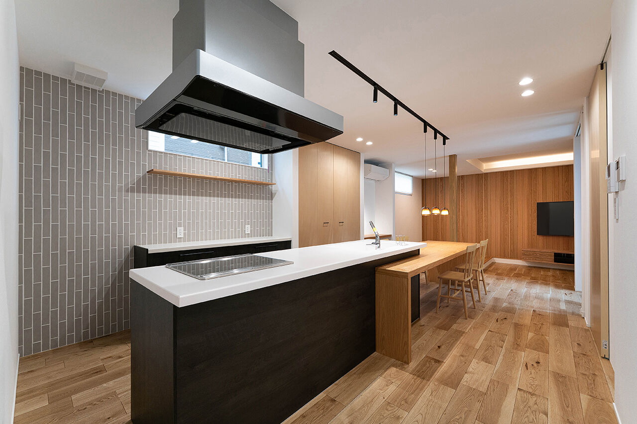 DETAIL HOME（ディテールホーム） 心地よい光が入るタイルテラスを囲む、ダウンフロアリビングの家の建築実例画像6