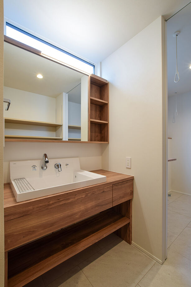 DETAIL HOME（ディテールホーム） 田園風景を望む、スキップフロアのスタディーコーナーのある家の建築実例画像9