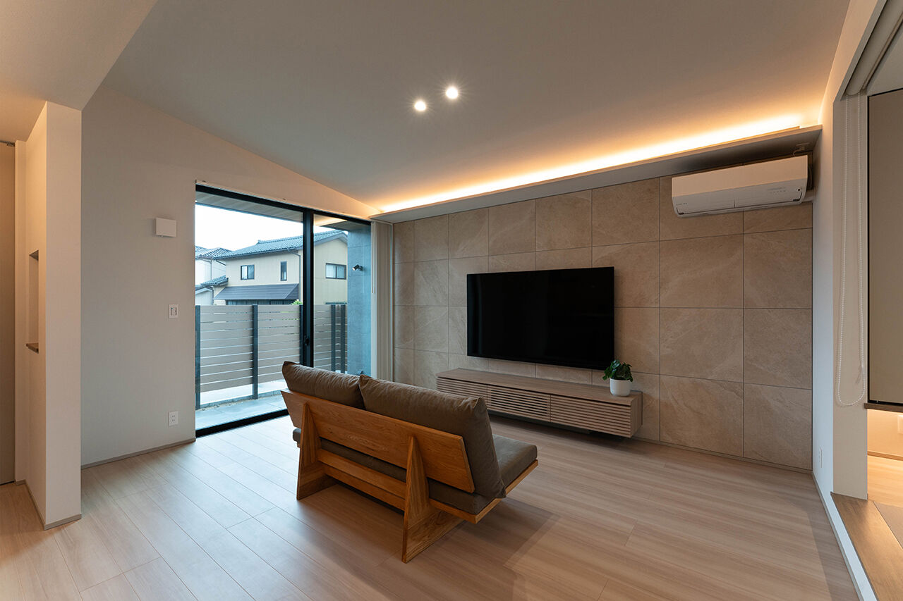 DETAIL HOME（ディテールホーム） こもれるヌックと開放的な勾配天井リビングの住まいの建築実例画像4