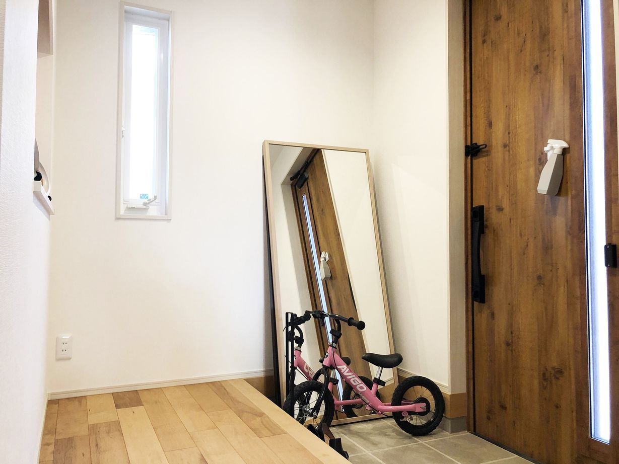 ユニバーサルホーム（福岡マリナ通り店、福岡南店、宗像店、唐津店） 【2000万円台/30坪台/間取り図】考え抜かれた生活導線と広々LDKで家族がゆるやかに繋がる平屋の住まいの建築実例画像6