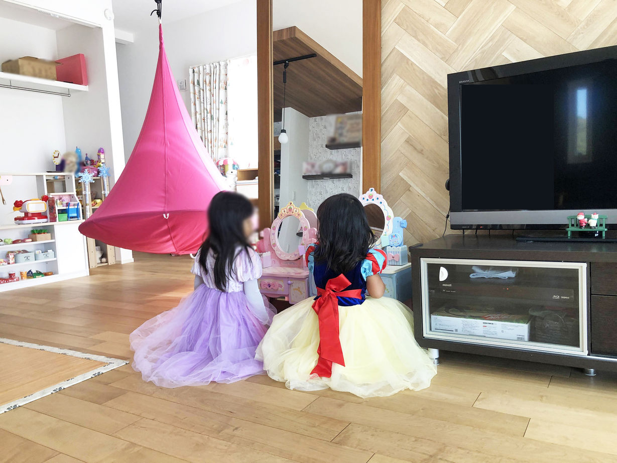 ユニバーサルホーム（福岡マリナ通り店、福岡南店、宗像店、唐津店） 【2000万円台/30坪台/間取り図】考え抜かれた生活導線と広々LDKで家族がゆるやかに繋がる平屋の住まいの建築実例画像7