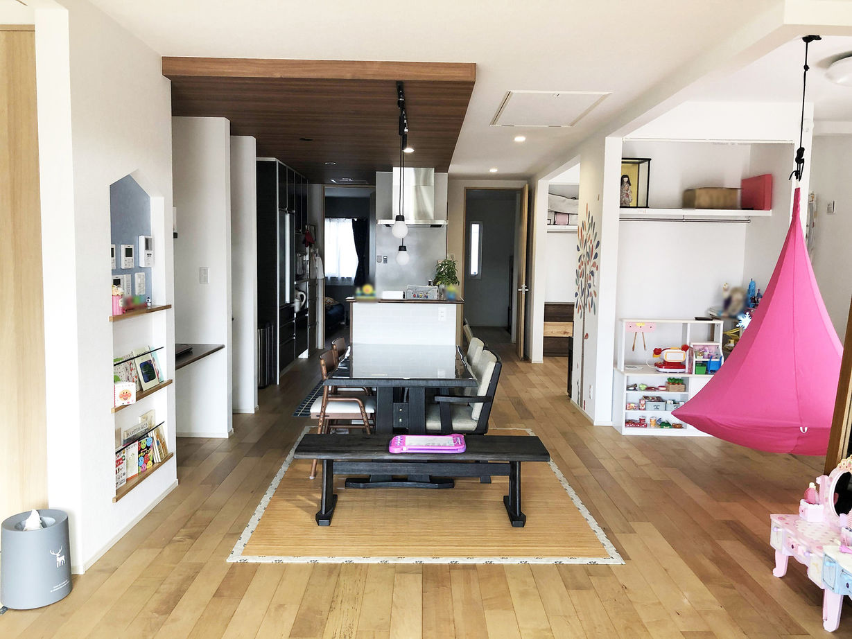 ユニバーサルホーム（福岡マリナ通り店、福岡南店、宗像店、唐津店） 【2000万円台/30坪台/間取り図】考え抜かれた生活導線と広々LDKで家族がゆるやかに繋がる平屋の住まいの建築実例画像9