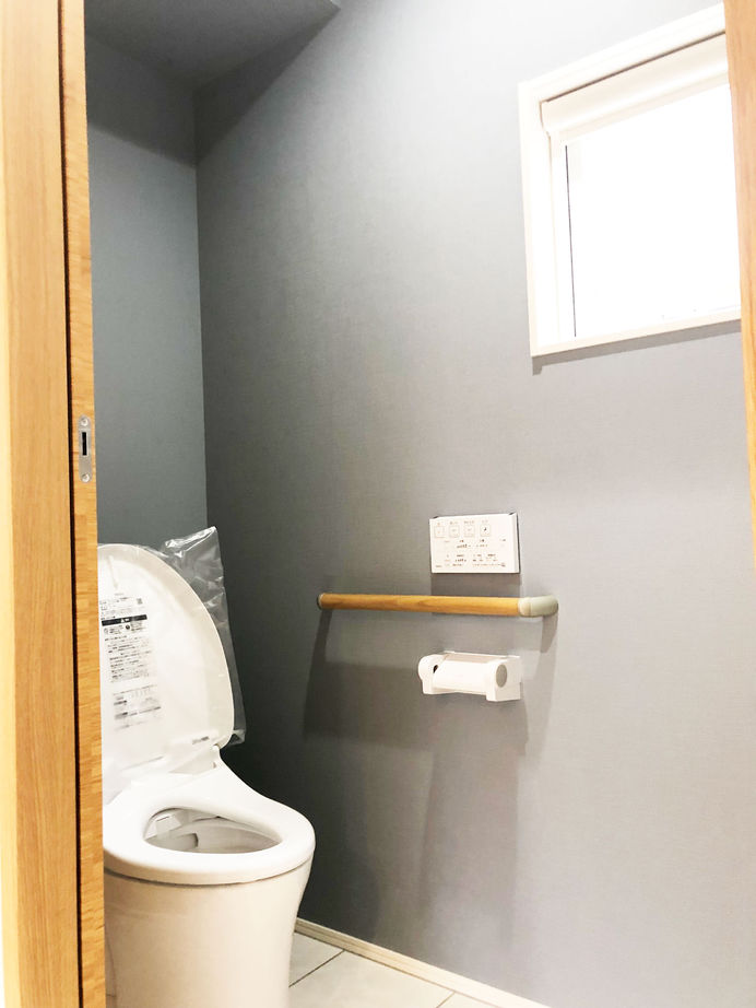 ユニバーサルホーム（福岡マリナ通り店、福岡南店、宗像店、唐津店） 【2000万円台/30坪台/間取り図】黒で統一された外観が美しいシンプルモダンの家の建築実例画像11