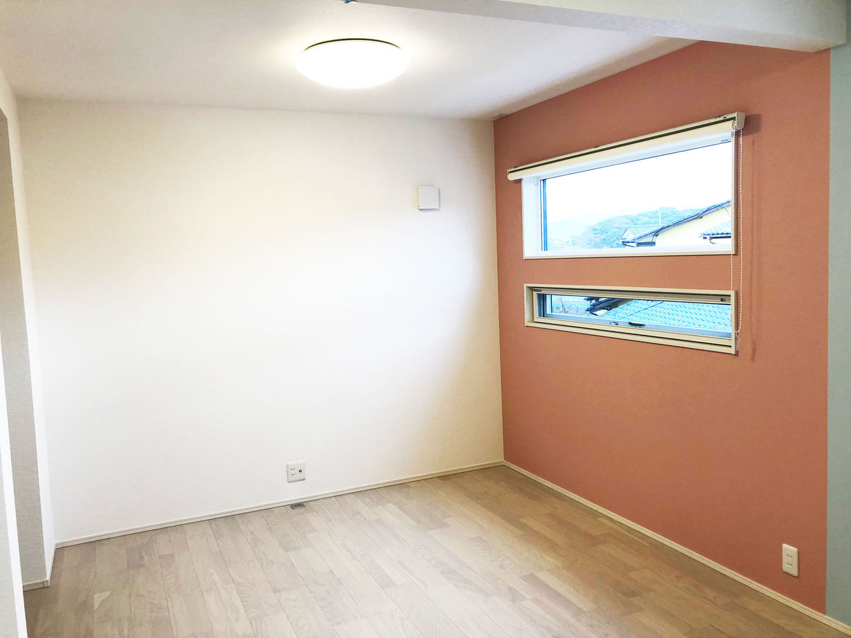 ユニバーサルホーム（福岡マリナ通り店、福岡南店、宗像店、唐津店） 【2000万円台/30坪台/間取り図】黒で統一された外観が美しいシンプルモダンの家の建築実例画像14