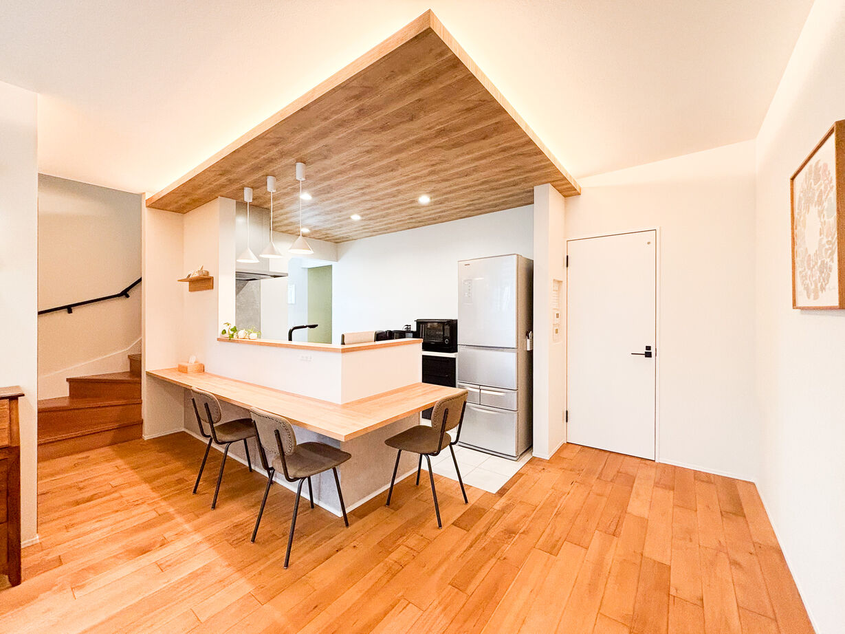 ユニバーサルホーム（福岡マリナ通り店、福岡南店、宗像店、唐津店） 【2000万円台/30坪台】本格シアタールームにワークスペース、家事動線が魅力的な4LDKの家の建築実例画像6