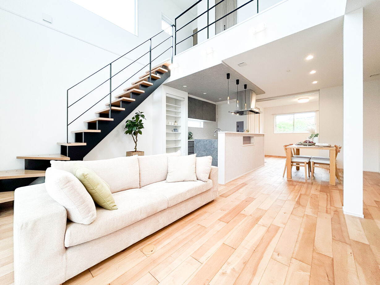 ユニバーサルホーム（福岡マリナ通り店、福岡南店、宗像店、唐津店） 【20坪台/間取り図】約8帖の吹抜けリビングが叶える家族が集う大空間LDKの建築実例画像5