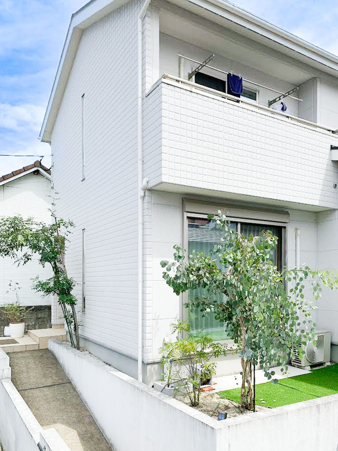 ユニバーサルホーム（福岡マリナ通り店、福岡南店、宗像店、唐津店） 【2,000万円台/30坪台/間取り図】プライバシーを確保した充実の書斎がある住まいの建築実例画像2