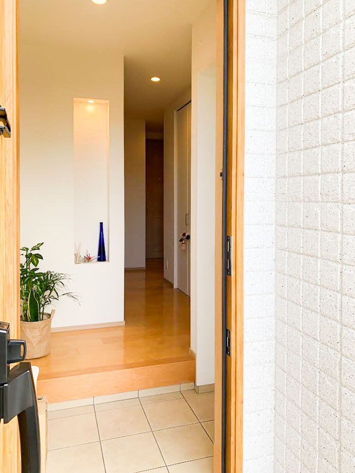 ユニバーサルホーム（福岡マリナ通り店、福岡南店、宗像店、唐津店） 【2,000万円台/30坪台/間取り図】プライバシーを確保した充実の書斎がある住まいの建築実例画像3