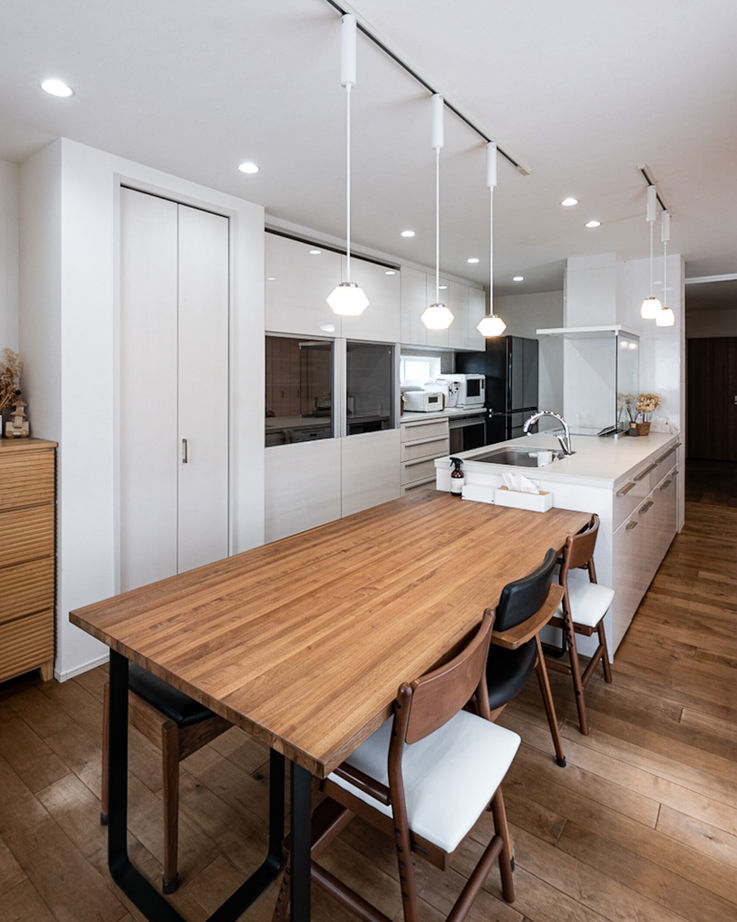 ユニバーサルホーム（福岡マリナ通り店、福岡南店、宗像店、唐津店） 【2,000万台/40坪台/平屋】全室床暖房の平屋で家族も猫ちゃんも快適！の建築実例画像8