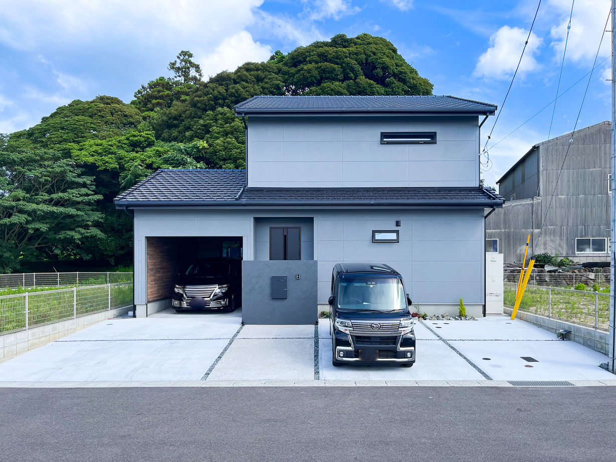 ユニバーサルホーム（福岡マリナ通り店、福岡南店、宗像店、唐津店）の建築実例画像