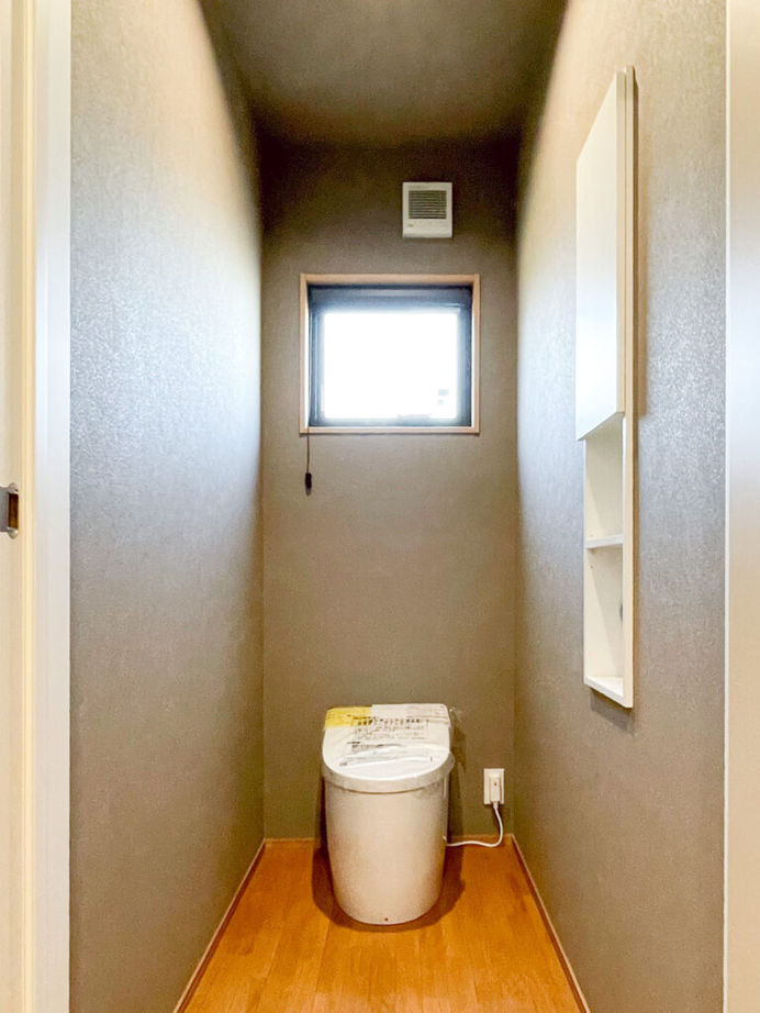 ユニバーサルホーム（福岡マリナ通り店、福岡南店、宗像店、唐津店） 【2,000万円台/40坪台】　ビルトインガレージ付き！木の雰囲気を楽しめる住宅の建築実例画像10