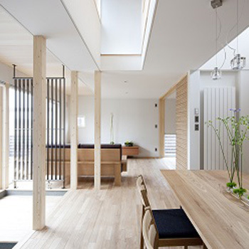 アートホーム 【A-prot】｜千歳市/４LDK｜利便性のある立地とプライバシーのある広い空間を同時に叶えた家の建築実例画像1