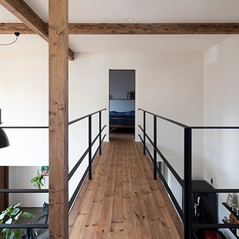 アートホーム 【A-Prot】｜3380万円/北広島市/3LDK/土間玄関｜インダストリアル＆木のイメージが魅力的な住まいの建築実例画像7