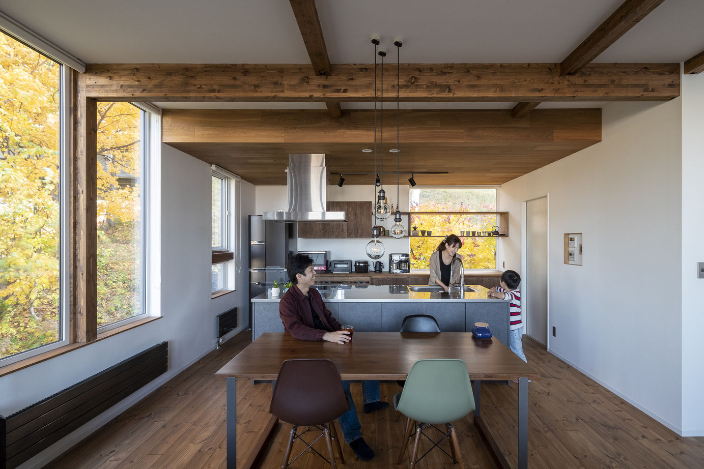 アートホーム 【A-Prot】｜3360万円/札幌市/3LDK間取図｜季節ごとに移ろう借景を愉しむ、2階リビングの住まいの建築実例画像4