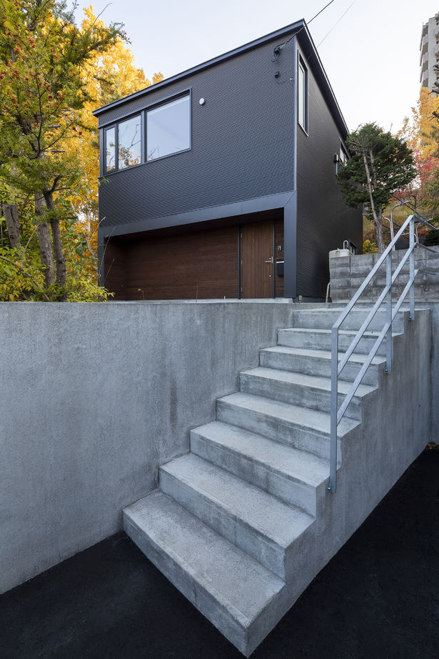 アートホーム 【A-Prot】｜3360万円/札幌市/3LDK間取図｜季節ごとに移ろう借景を愉しむ、2階リビングの住まいの建築実例画像10