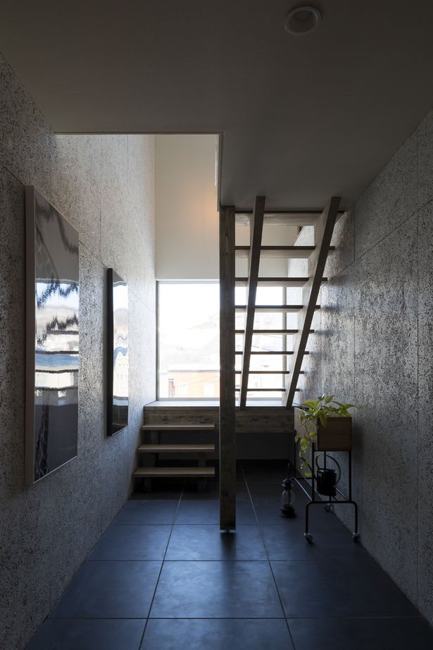 アートホーム 【A-Prot】｜2870万円/札幌市/1LDK+ラウンジ間取図｜変形地を生かした独創的なプランニングが楽しい住まいの建築実例画像3