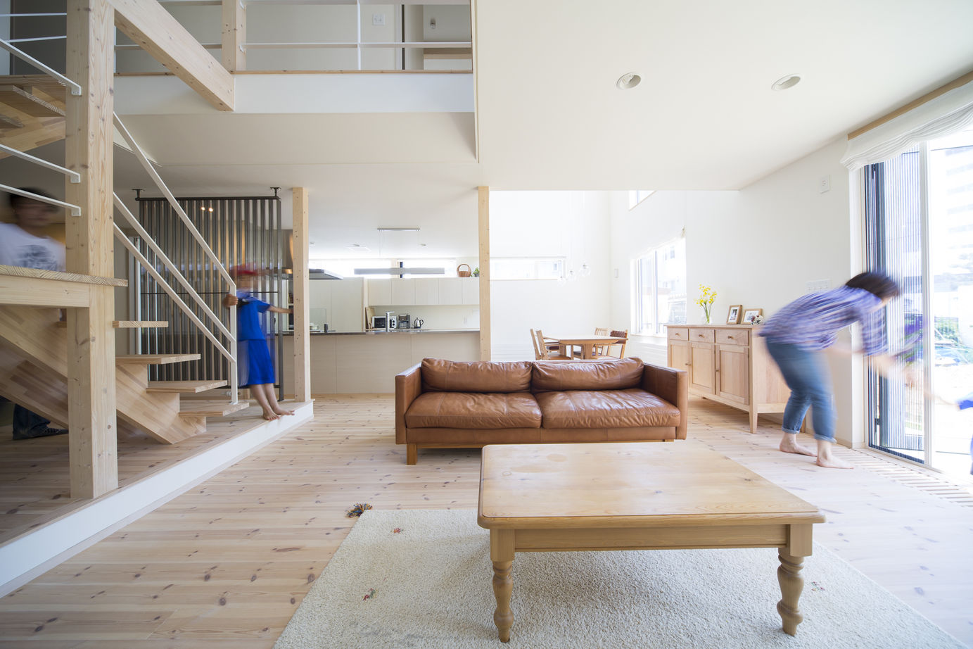 アートホーム 【A-Prot】｜札幌市/3LDK+フリースペース｜センスの良いデザインと無垢に触れながら、ゆったり暮らすの建築実例画像3