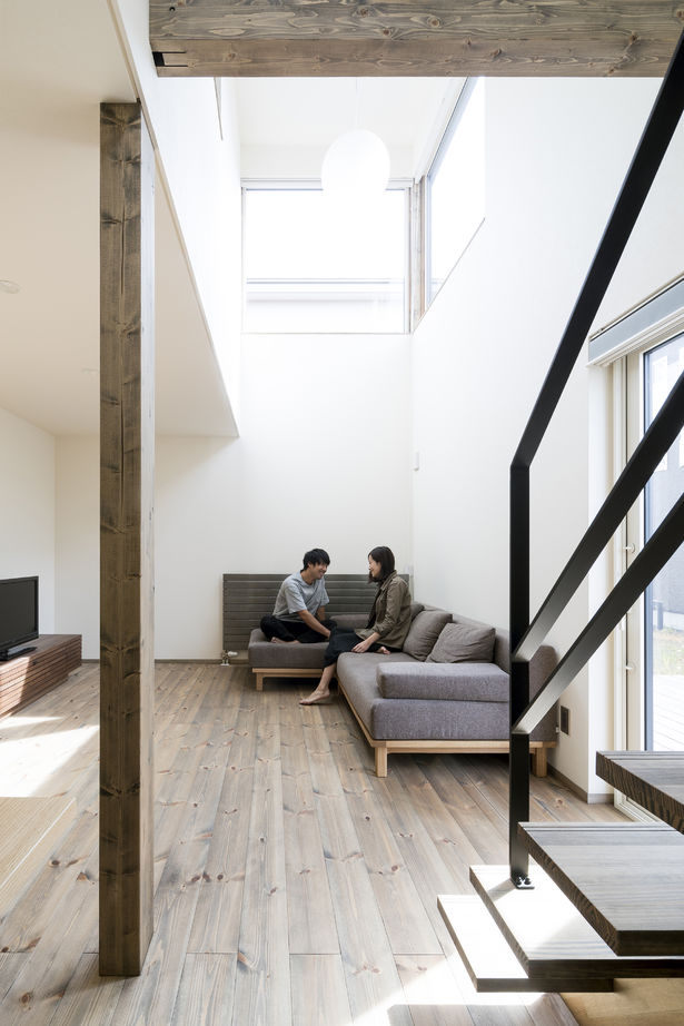 アートホーム 【mini prot City】｜千歳市/３LDK｜間口狭い都市部でもプライバシー確保［タイプと間取選択・規格化住宅］の建築実例画像4