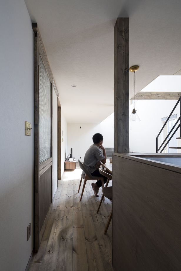 アートホーム 【mini prot City】｜千歳市/３LDK｜間口狭い都市部でもプライバシー確保［タイプと間取選択・規格化住宅］の建築実例画像6