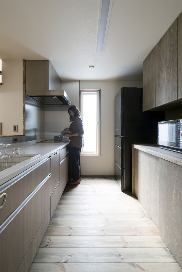 アートホーム 【mini prot City】｜千歳市/３LDK｜間口狭い都市部でもプライバシー確保［タイプと間取選択・規格化住宅］の建築実例画像7