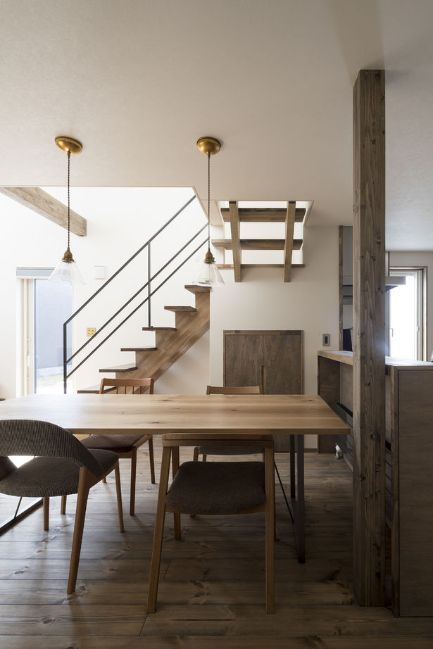 アートホーム 【mini prot City】｜千歳市/３LDK｜間口狭い都市部でもプライバシー確保［タイプと間取選択・規格化住宅］の建築実例画像9