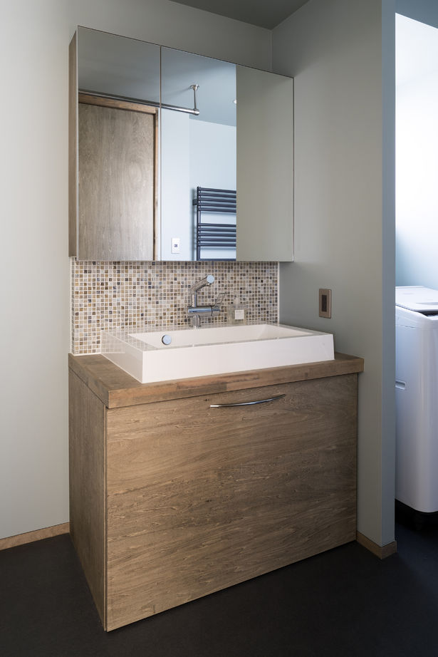 アートホーム 【mini prot City】｜千歳市/３LDK｜間口狭い都市部でもプライバシー確保［タイプと間取選択・規格化住宅］の建築実例画像10