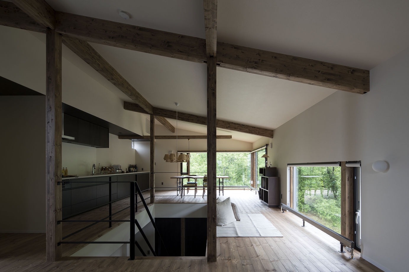 アートホーム 【A-Prot】｜3040万円/千歳市/3LDK間取図｜内と外の境界線を心地よい場所に置くことができる<ナナメヤネ>の建築実例画像1