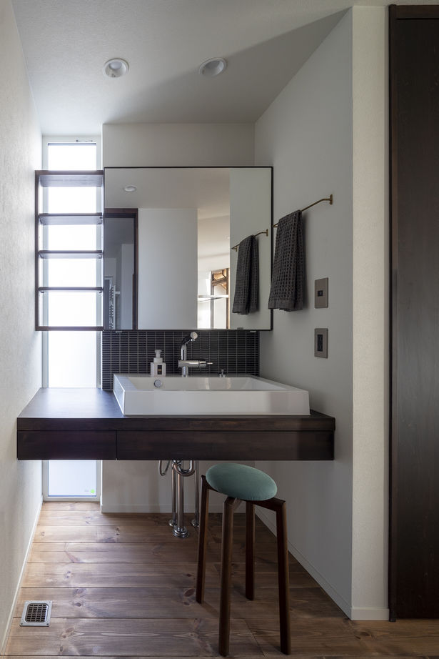 アートホーム 【mini prot Exz】｜苫小牧市/４LDK｜お客様ご要望のウッドデッキを配置［タイプと間取選択・規格化住宅］の建築実例画像8