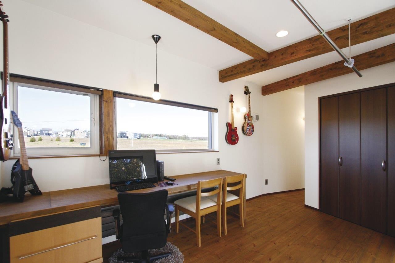 アートホーム 【A-Prot】｜2940万円/千歳市/4LDK+物置間取図｜開口から広がる緑の景色を楽しめる住まいの建築実例画像9