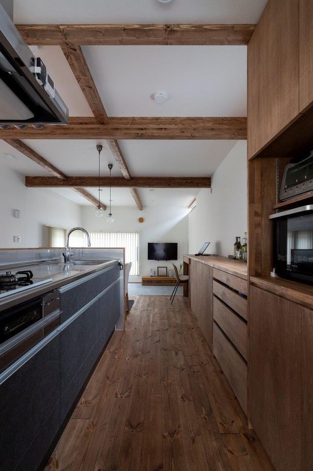 アートホーム 【A-Prot】｜3330万円/札幌市/2LDK+フリースペース｜広い土間玄関と2階リビング窓から季節の移ろいを感じるの建築実例画像7