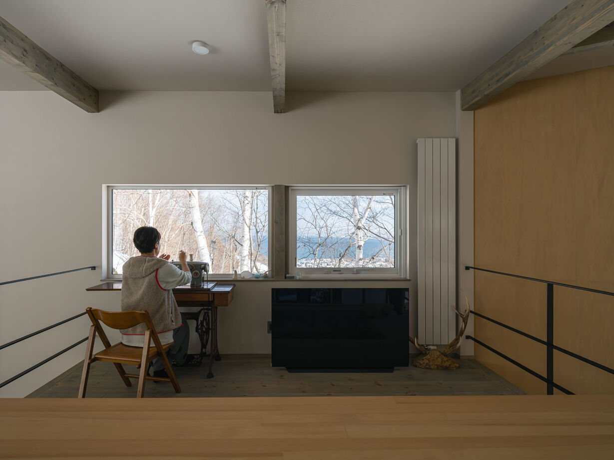 アートホーム 【A-Prot】｜小樽市 / 2LDK＋フリースペース｜空気のように自然と溶け合い日々を暮らす「365季」の家の建築実例画像14