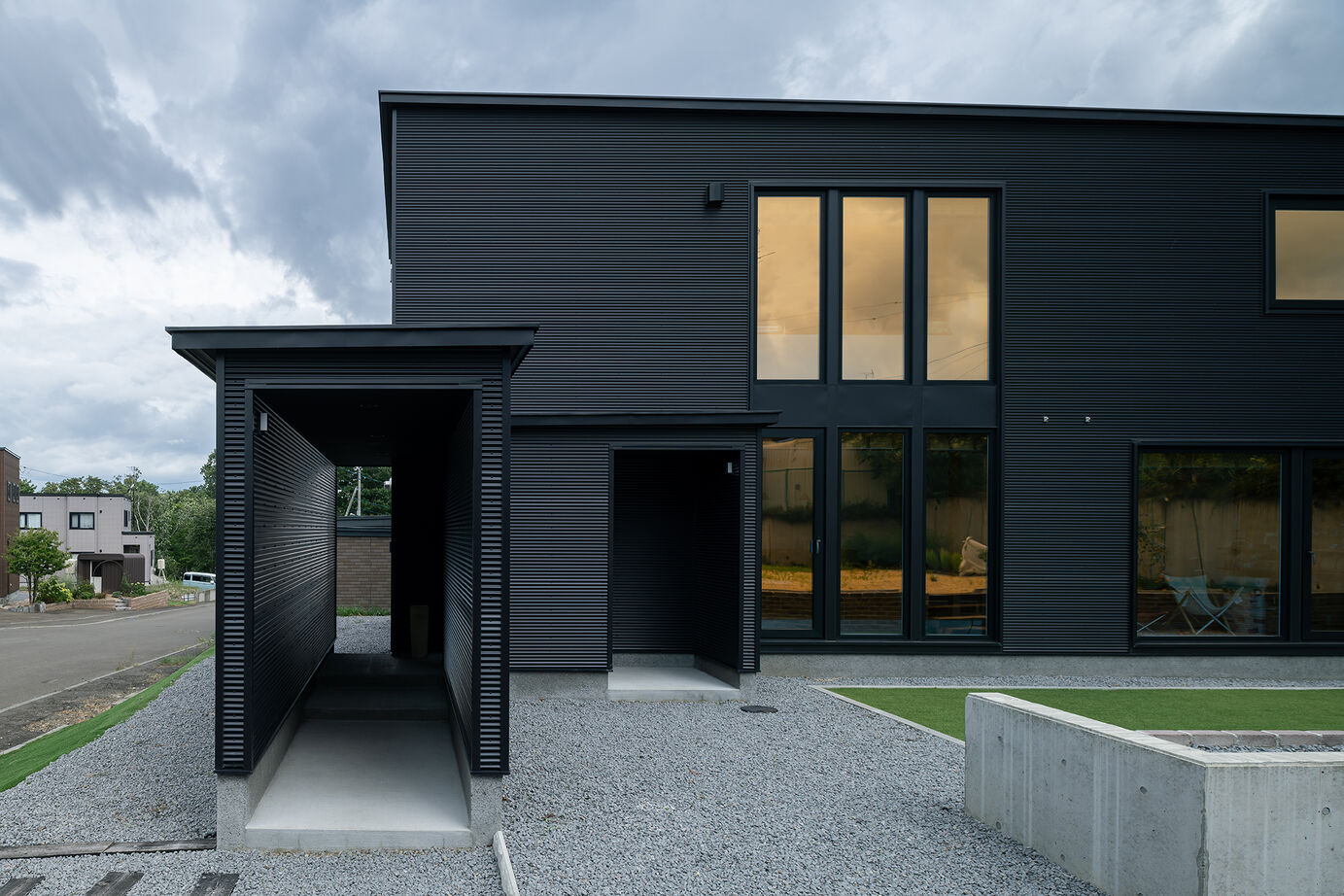 アートホーム 【A-Prot】｜岩見沢市/3200万円台｜家にいるけど外にいるような、そんな家「ドマノマド」。の建築実例画像3