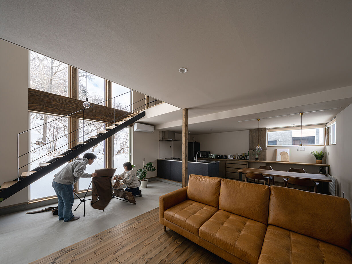 アートホーム 【A-Prot】｜札幌市/大開口/土間 ｜「L×L」室内でありながらも屋外のような場所の建築実例画像7