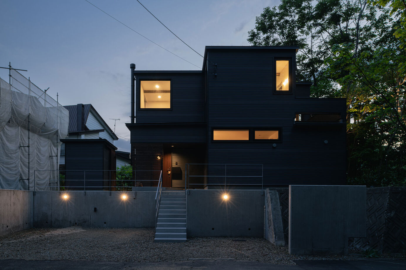 アートホーム 【A-Prot】｜札幌市｜四季の眺めと家族の時間を楽しむ緑に浮かぶ展望リビングの家「移ろう描写」の建築実例画像14